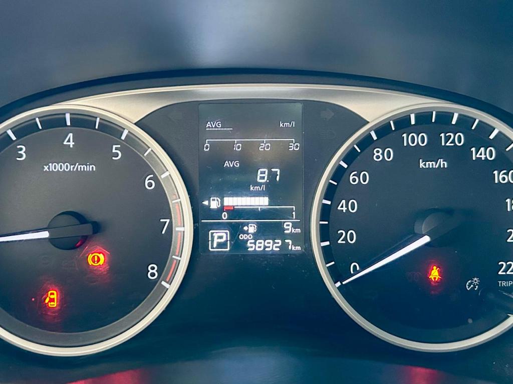 NISSAN Kicks - Miniatura