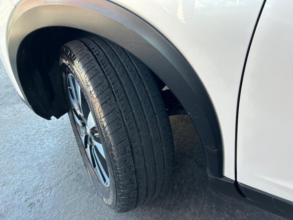 NISSAN Kicks - Miniatura