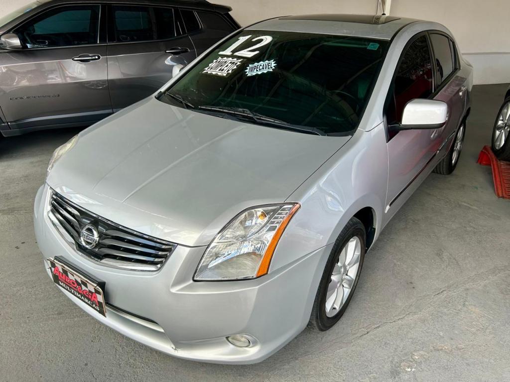 NISSAN Sentra - Foto