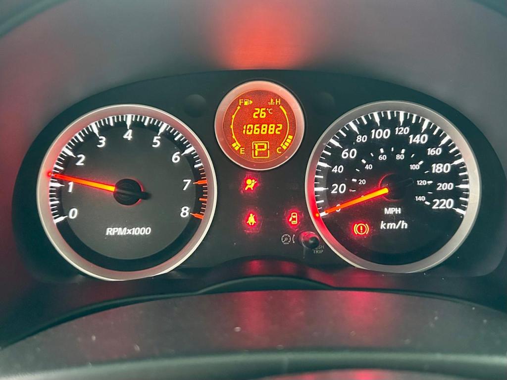 NISSAN Sentra - Foto