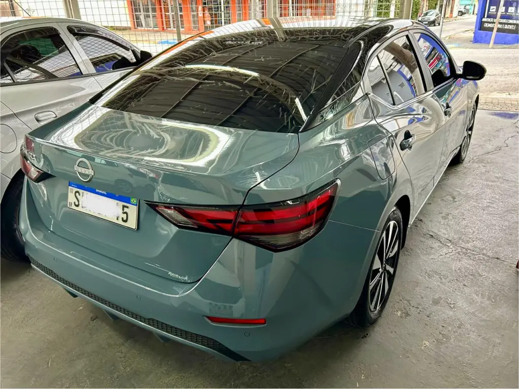 NISSAN Sentra - Foto