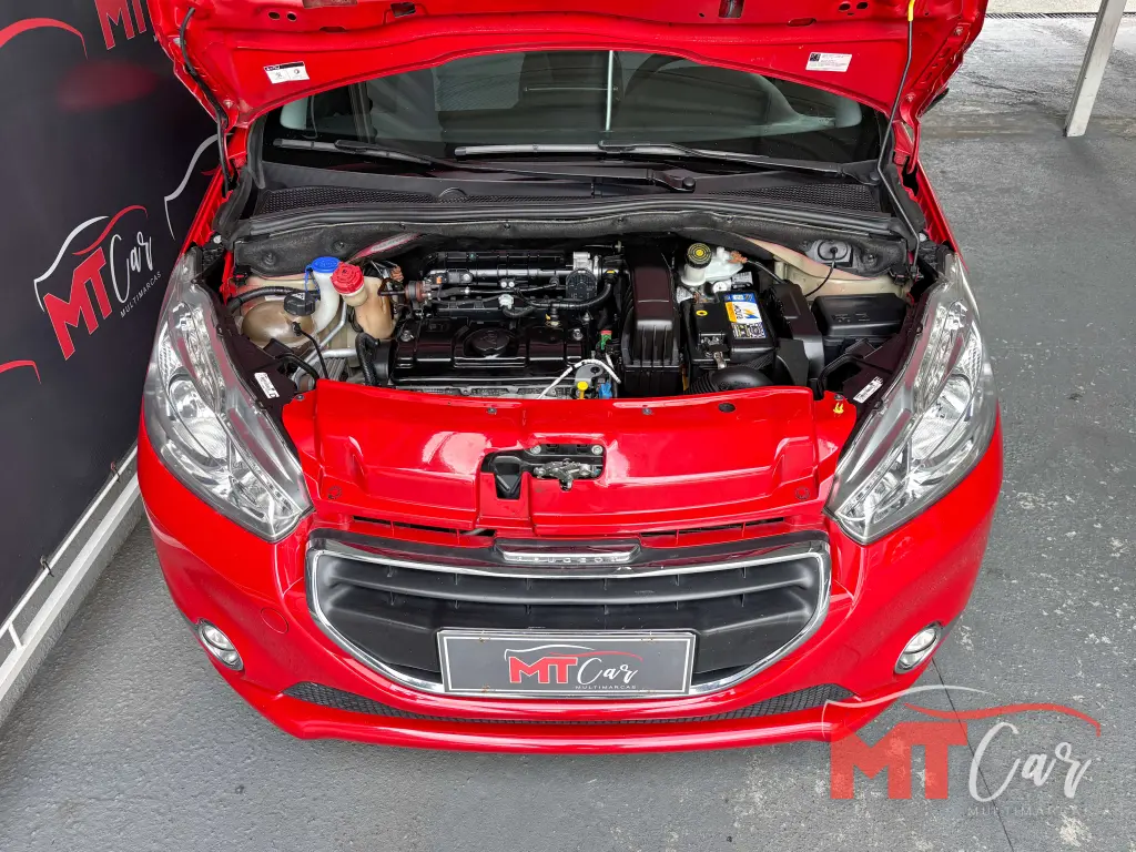 PEUGEOT 208 - Foto
