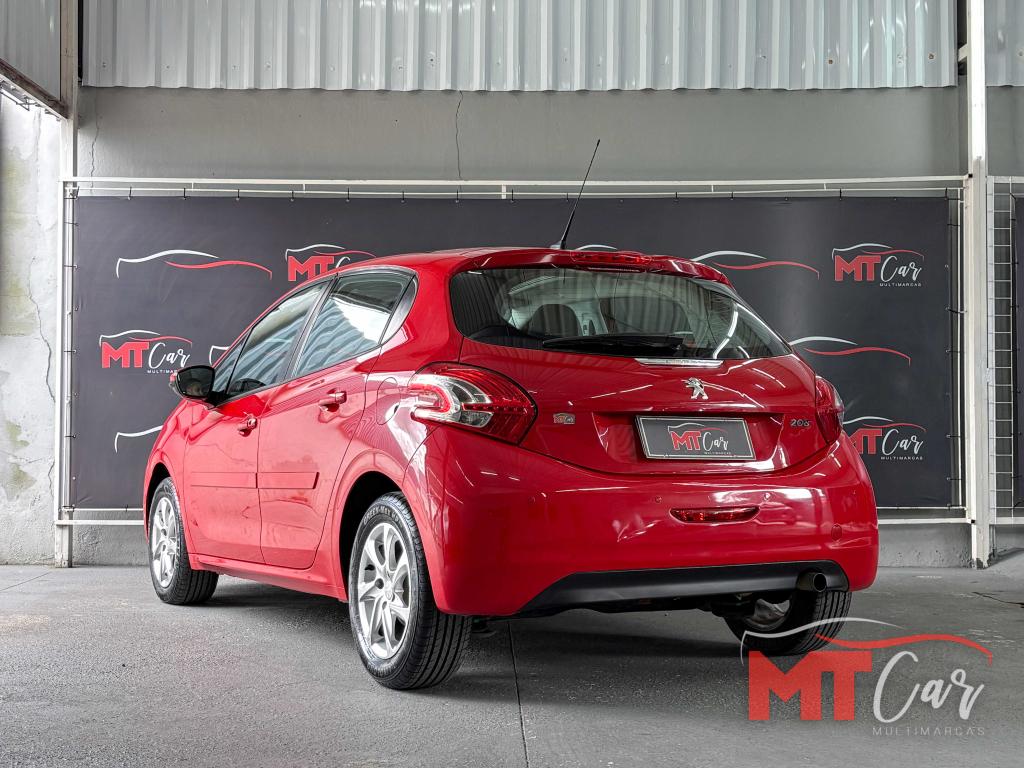 PEUGEOT 208 - Foto
