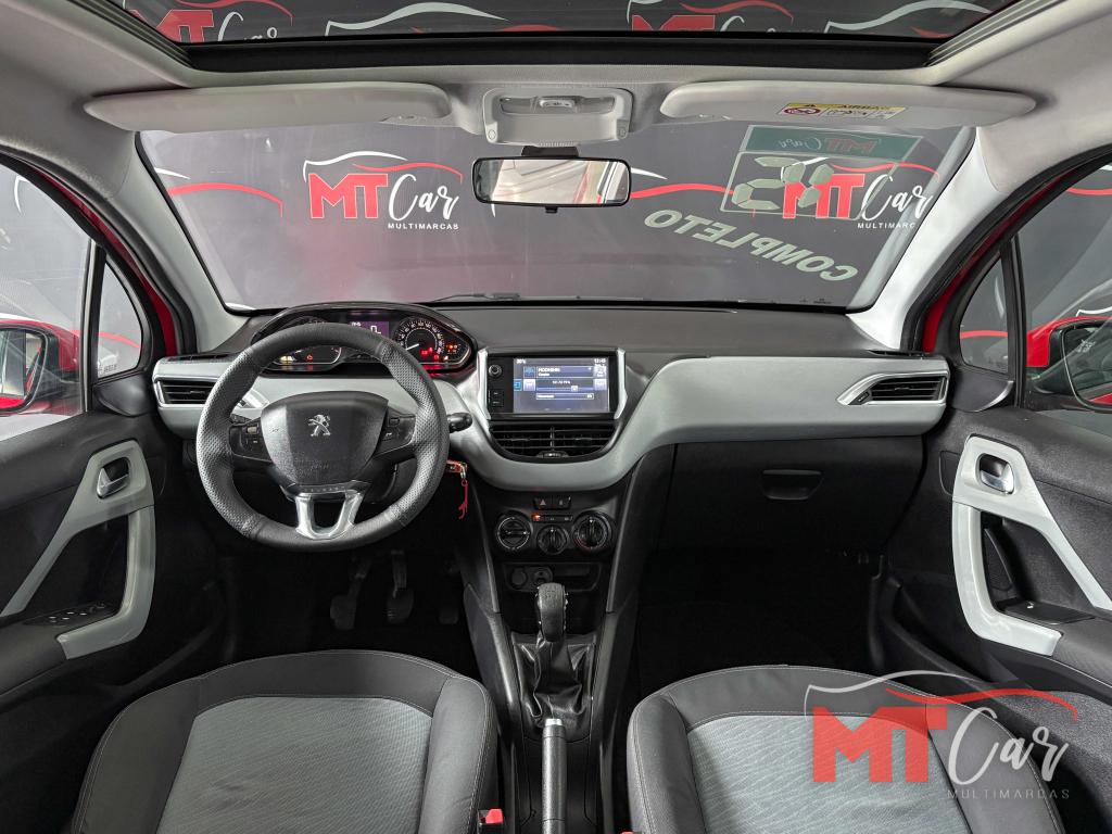PEUGEOT 208 - Foto