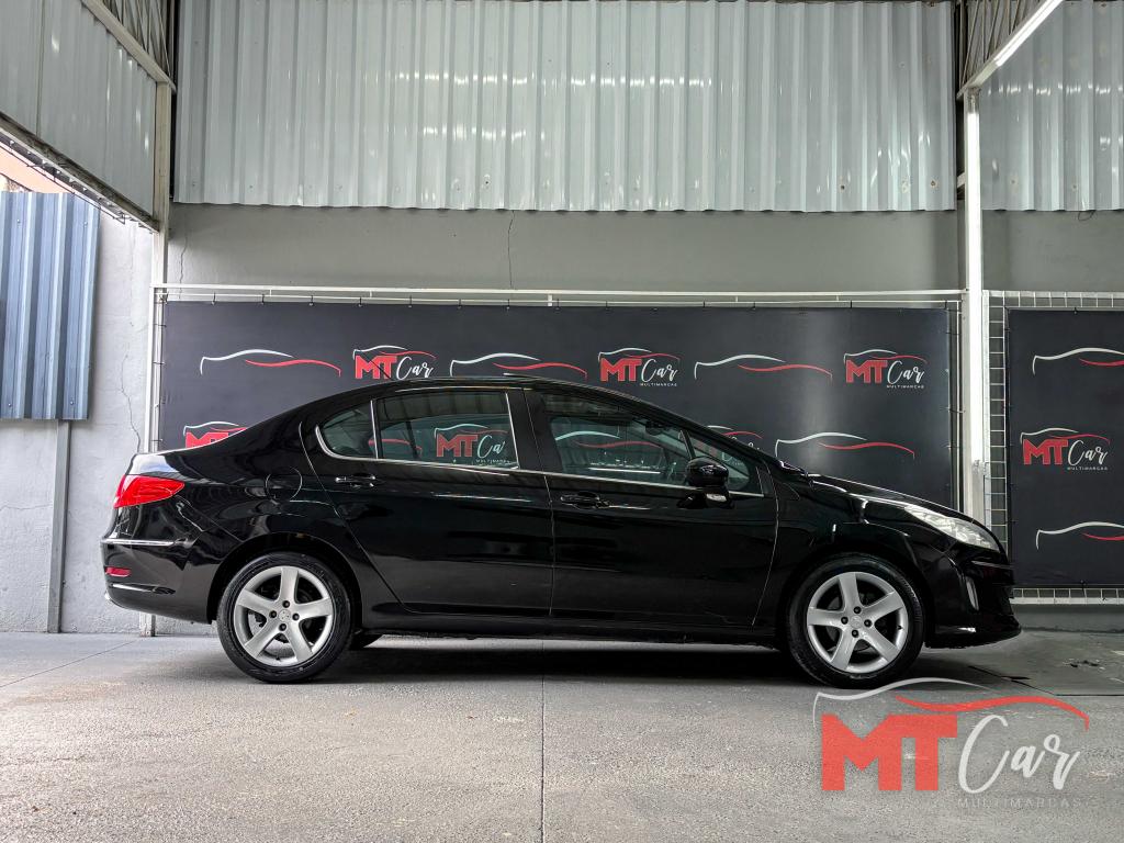 PEUGEOT 408 Sedan - Foto