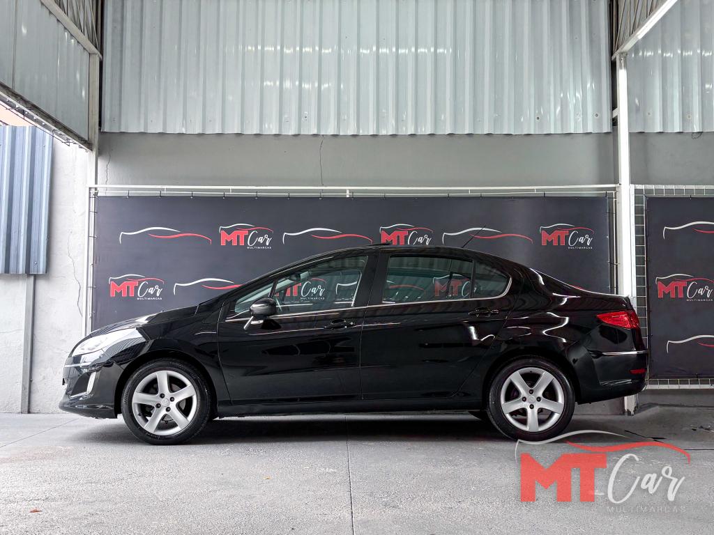 PEUGEOT 408 Sedan - Foto