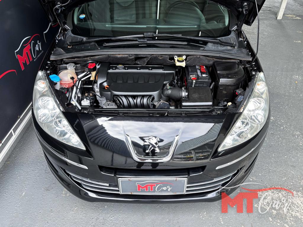 PEUGEOT 408 Sedan - Foto