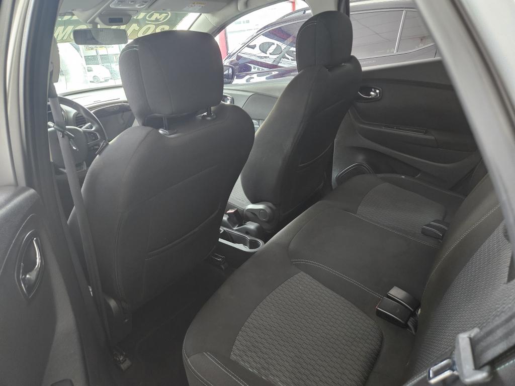 RENAULT Captur - Foto