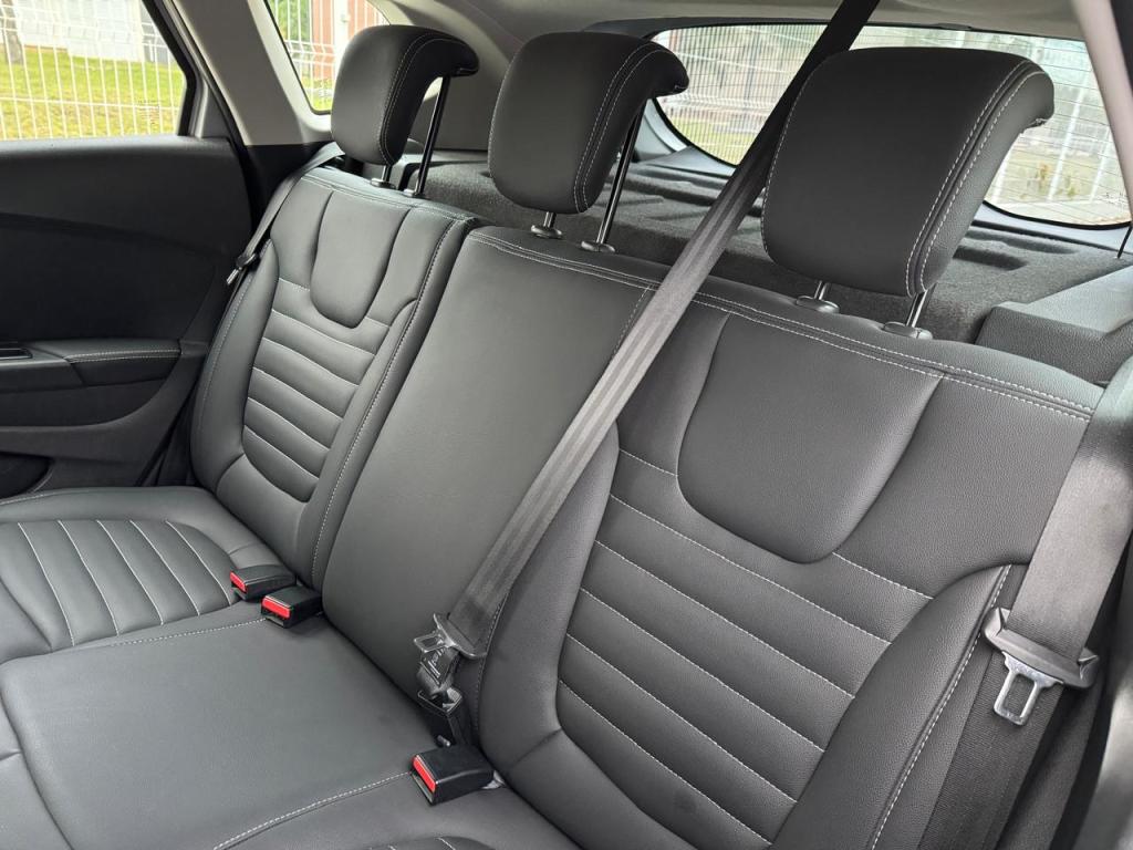 RENAULT Captur - Foto