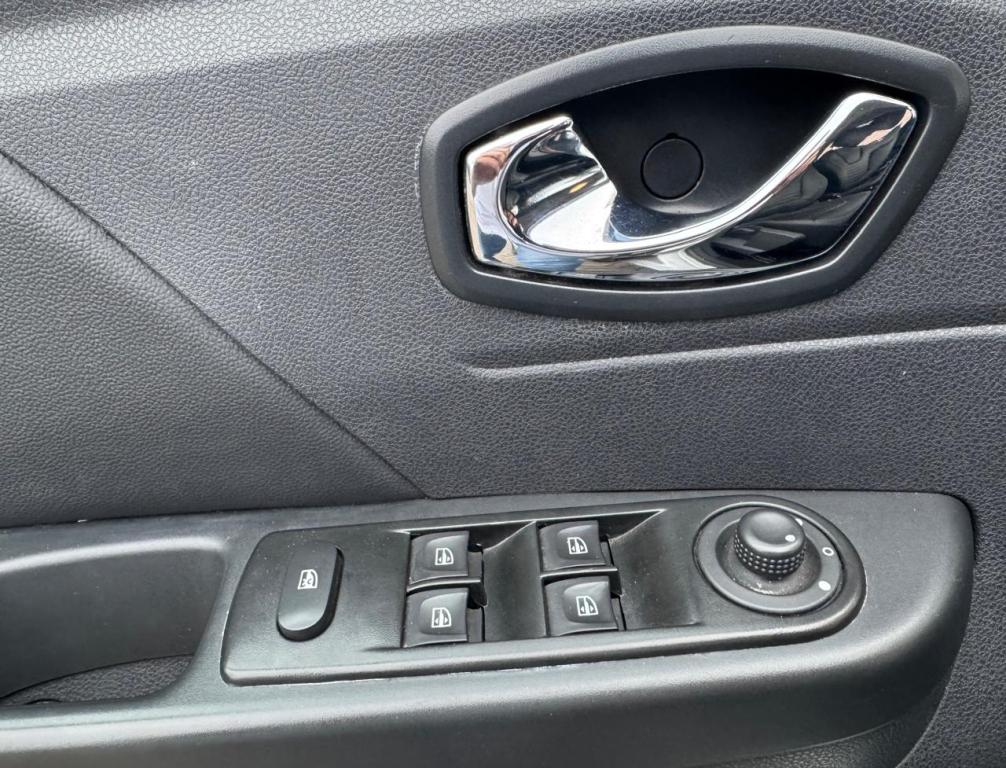 RENAULT Captur - Foto