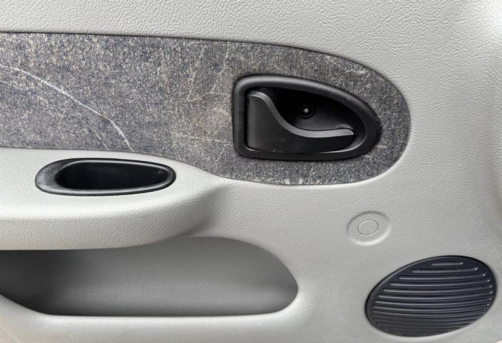 RENAULT Clio Sedan - Foto