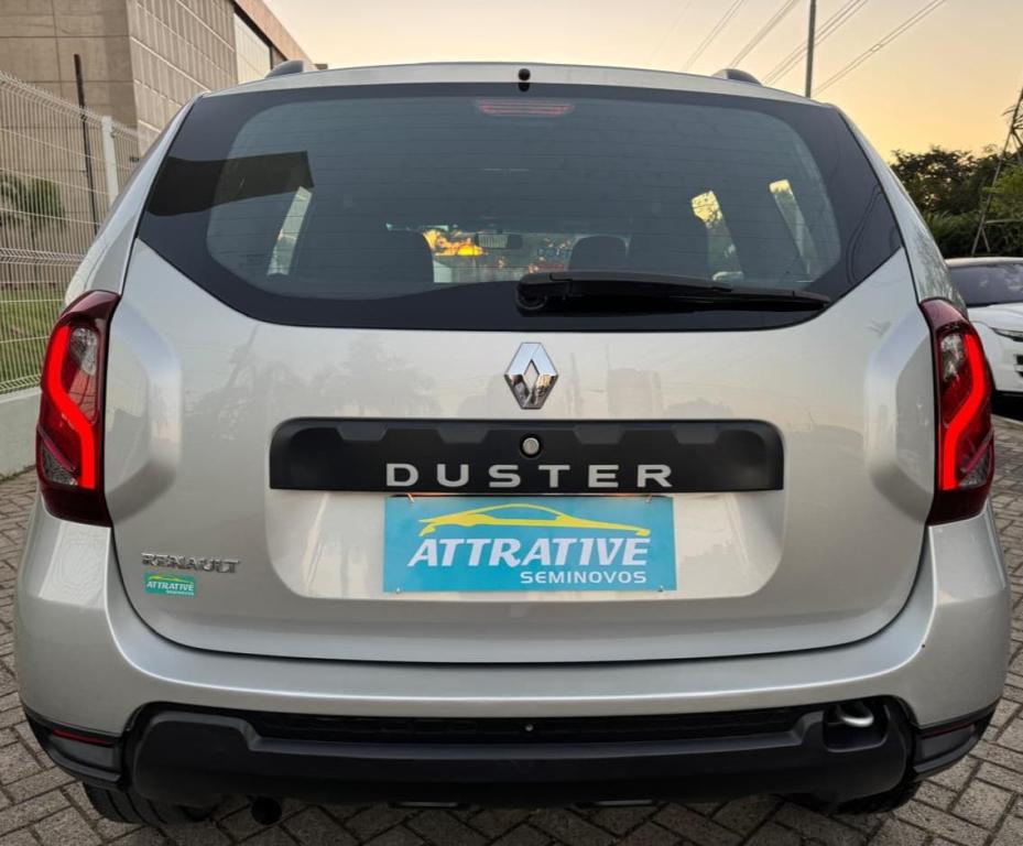 RENAULT Duster - Foto