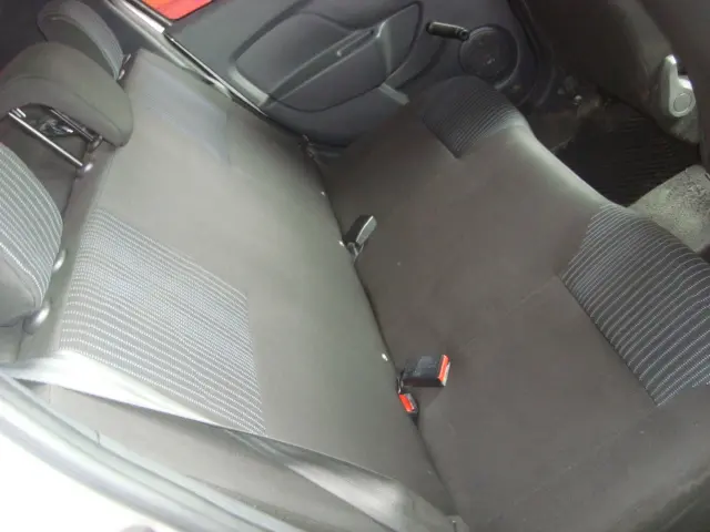 RENAULT Logan - Foto
