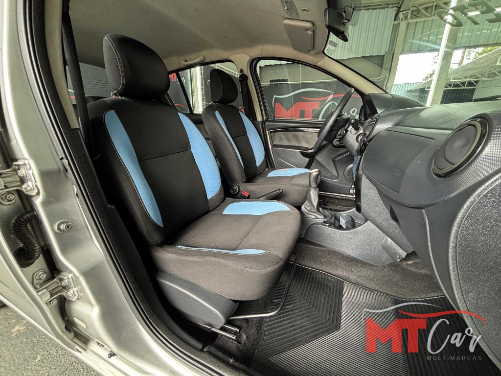 RENAULT Sandero - Foto