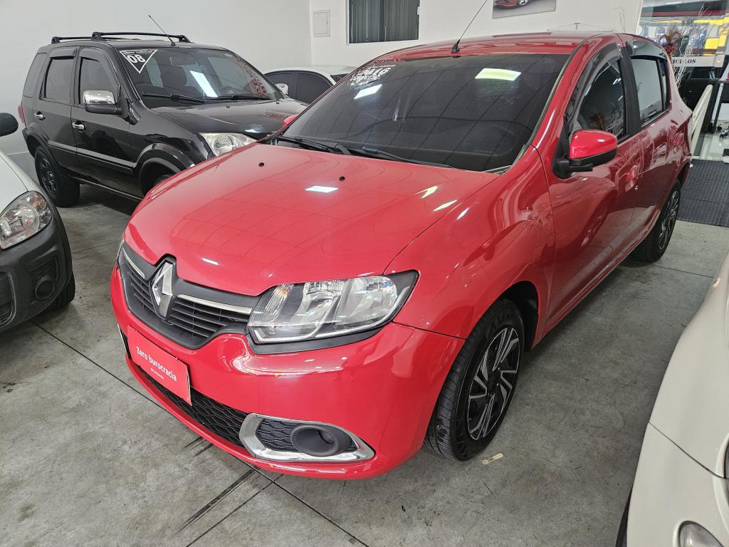 RENAULT Sandero - Foto