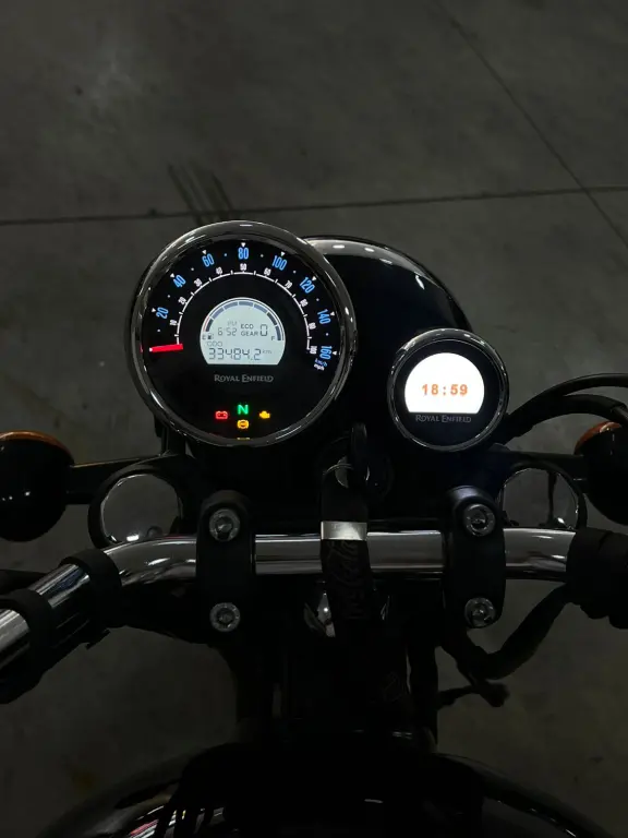 ROYAL ENFIELD Meteor 350 - Foto