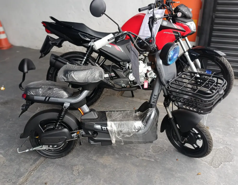 STARMEGA X900 900W - Foto