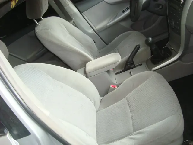 TOYOTA Corolla - Foto