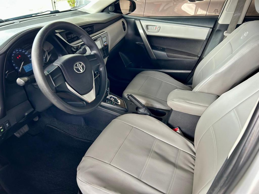 TOYOTA Corolla - Foto