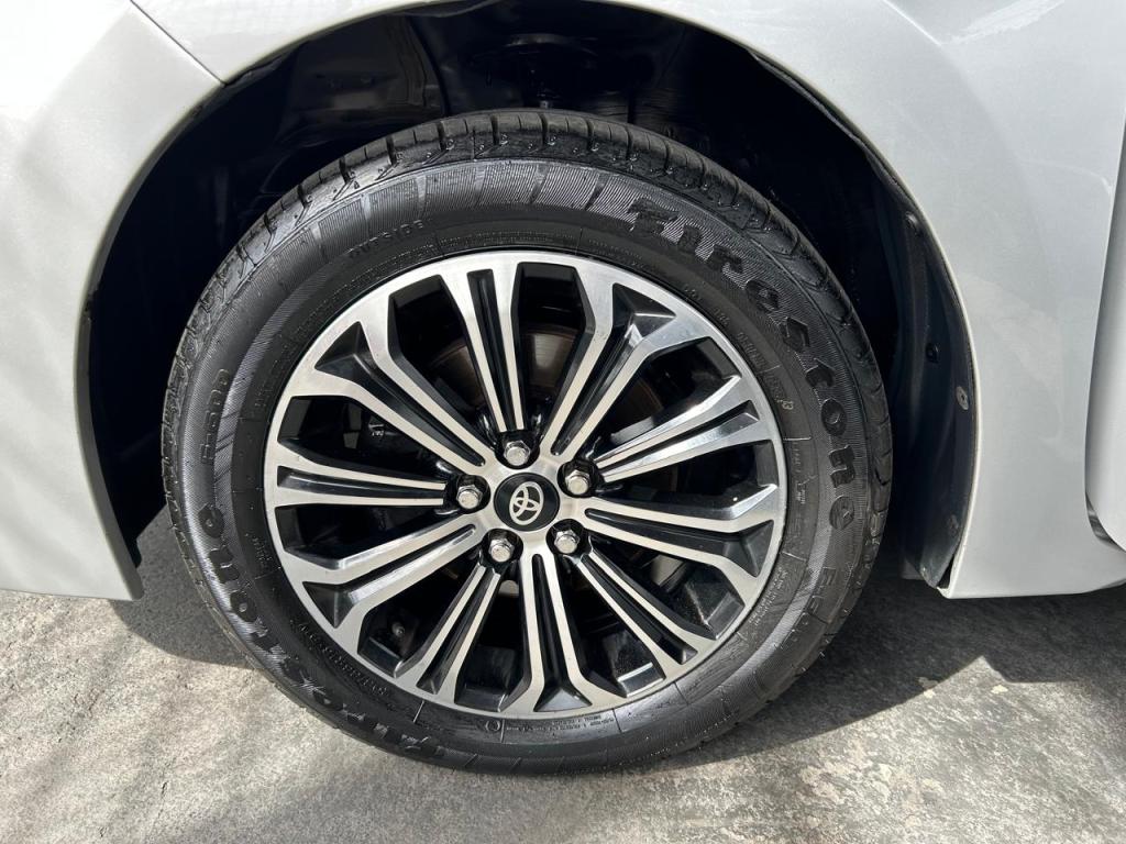 TOYOTA Corolla - Foto