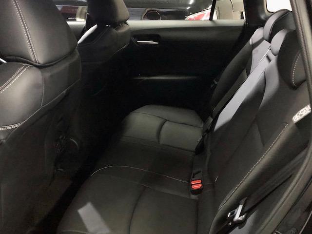 TOYOTA Corolla Cross - Foto