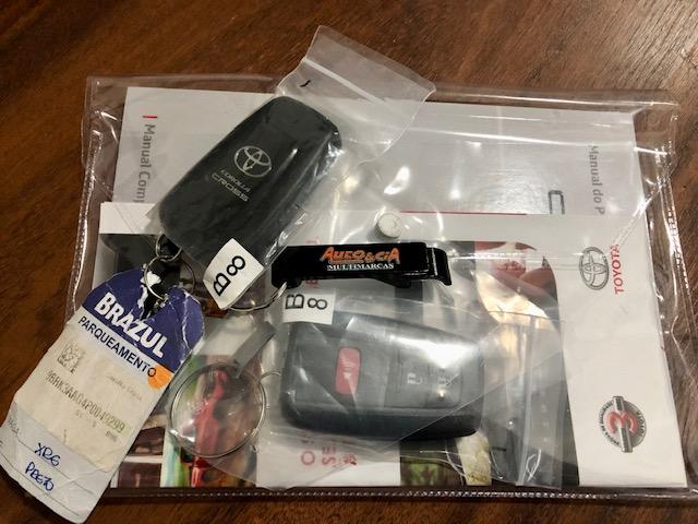 TOYOTA Corolla Cross - Foto