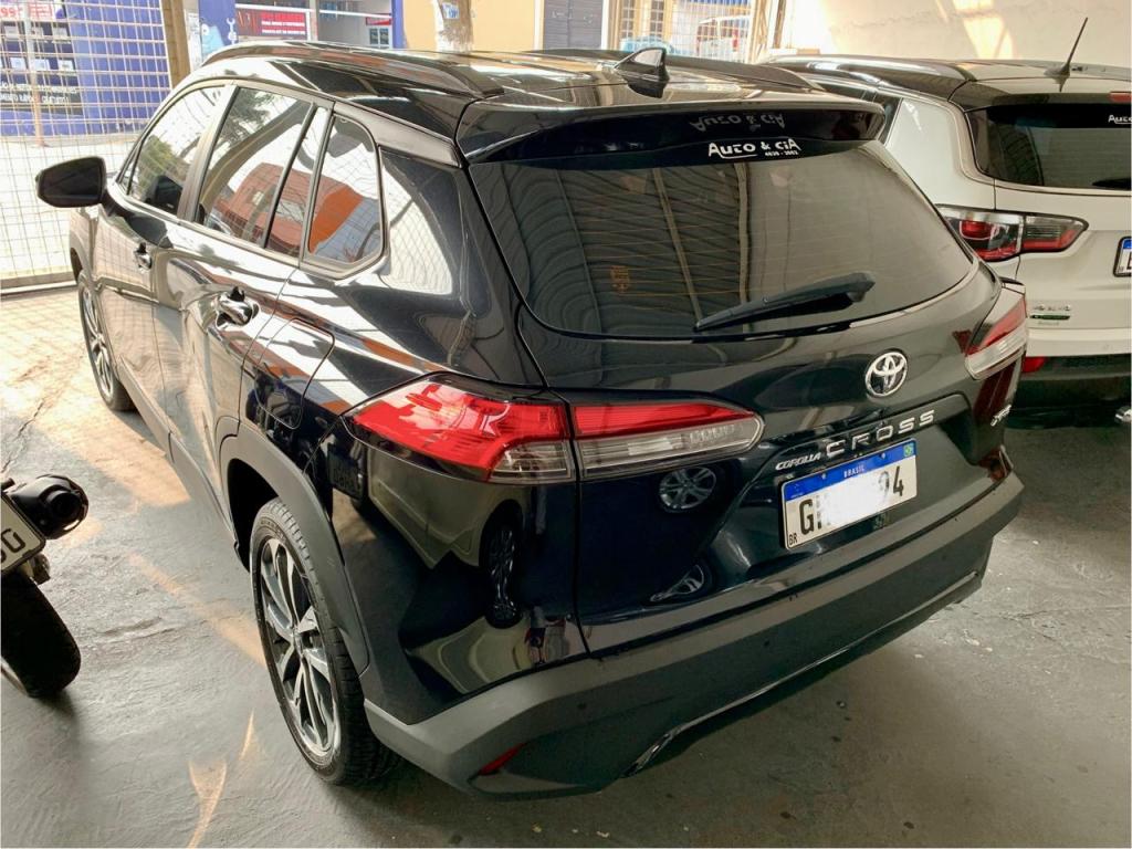 TOYOTA Corolla Cross - Foto