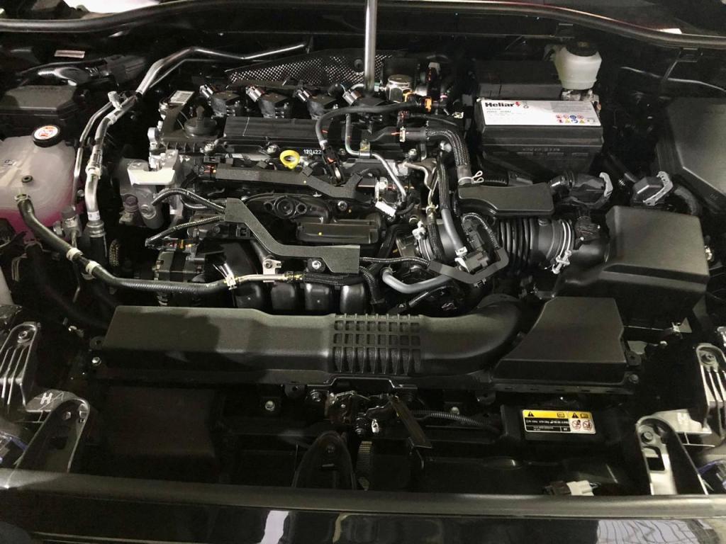 TOYOTA Corolla Cross - Foto