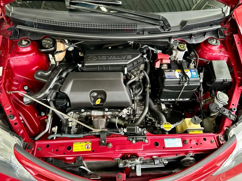 TOYOTA Etios Hatch - Foto