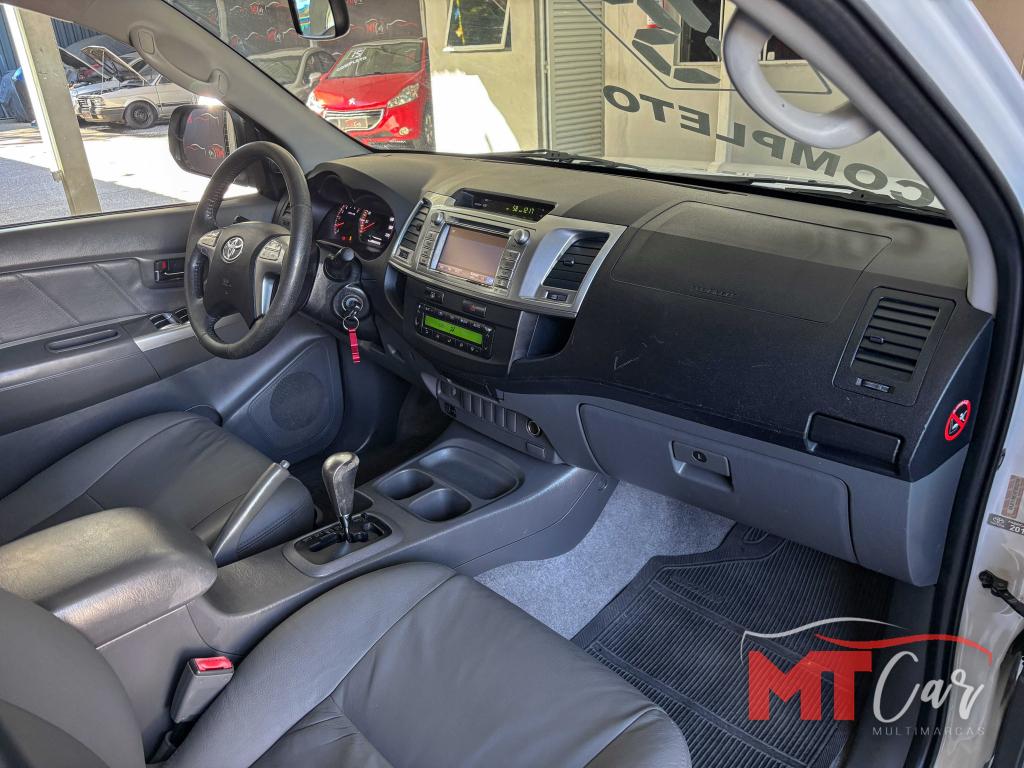 TOYOTA Hilux Caminhonete - Foto