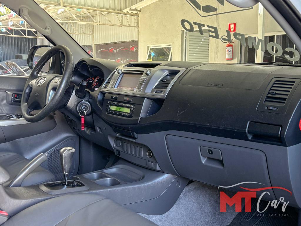 TOYOTA Hilux Caminhonete - Foto