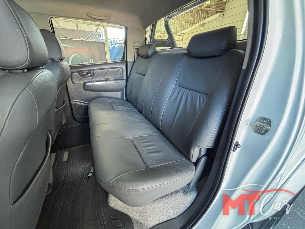 TOYOTA Hilux Caminhonete - Foto