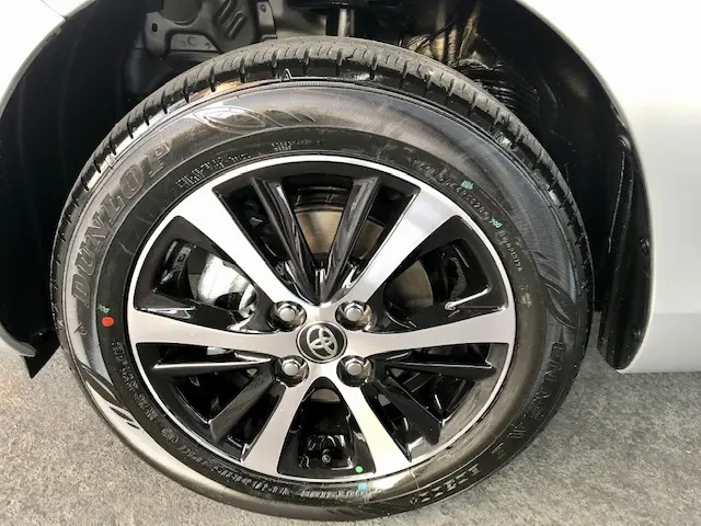 TOYOTA Yaris Hatch - Foto