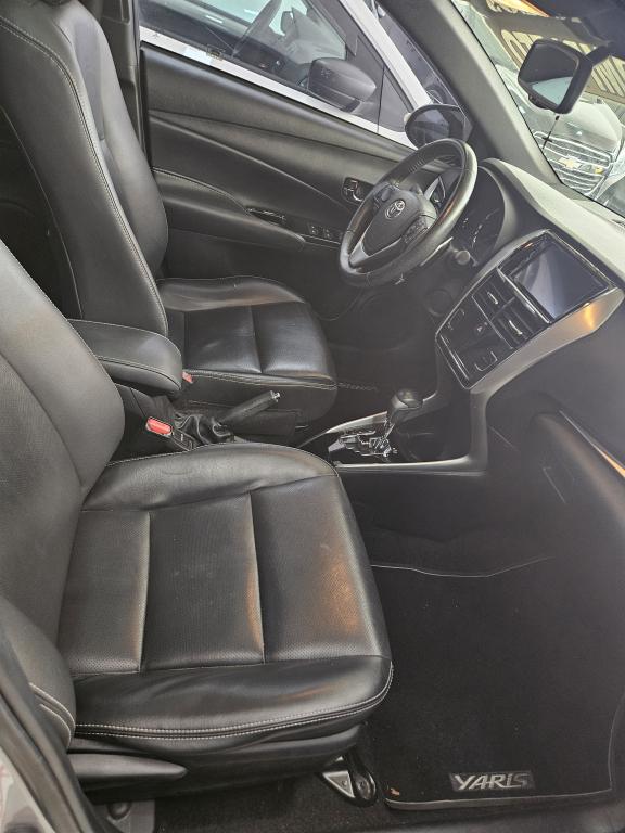 TOYOTA Yaris Hatch - Foto