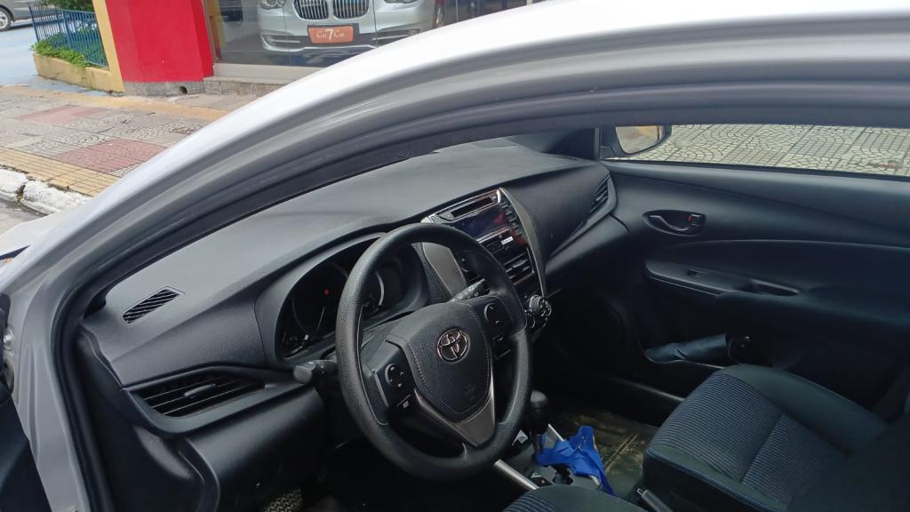 TOYOTA Yaris Hatch - Foto