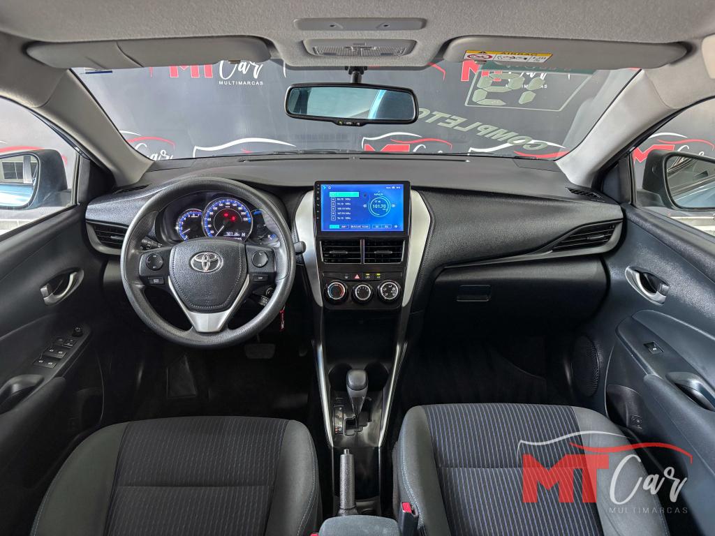 TOYOTA Yaris Sedan - Foto