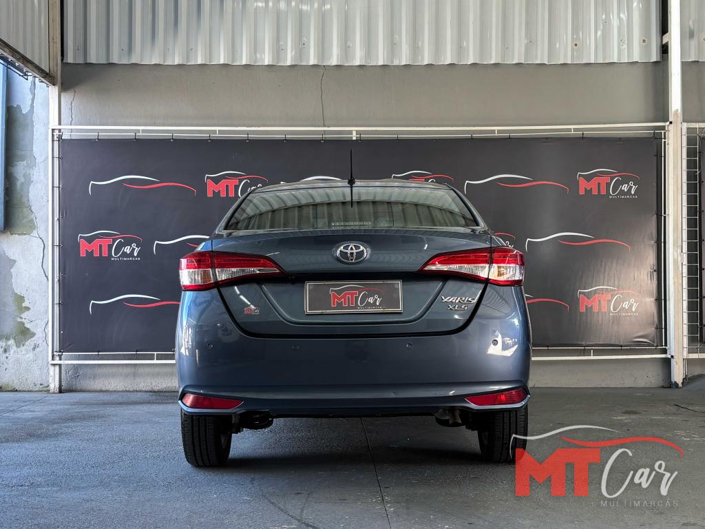 TOYOTA Yaris Sedan - Foto