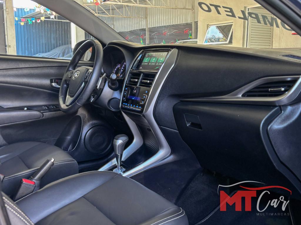 TOYOTA Yaris Sedan - Foto