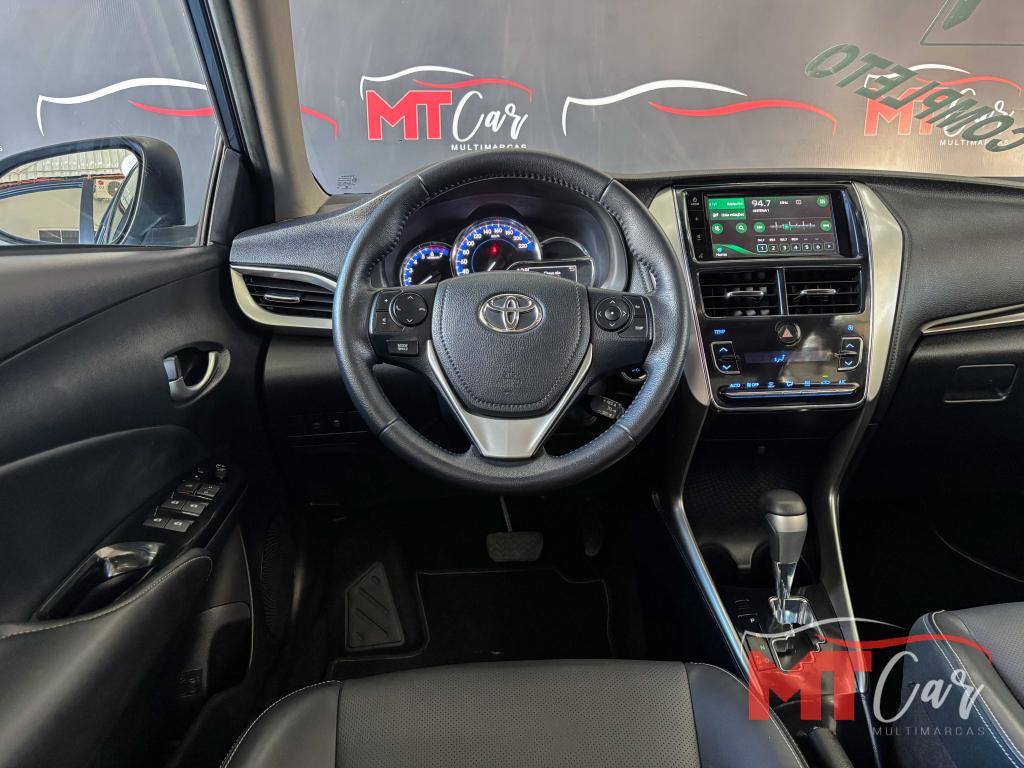 TOYOTA Yaris Sedan - Foto