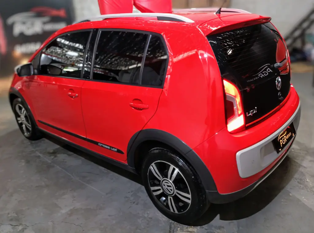 VOLKSWAGEN Cross UP - Foto