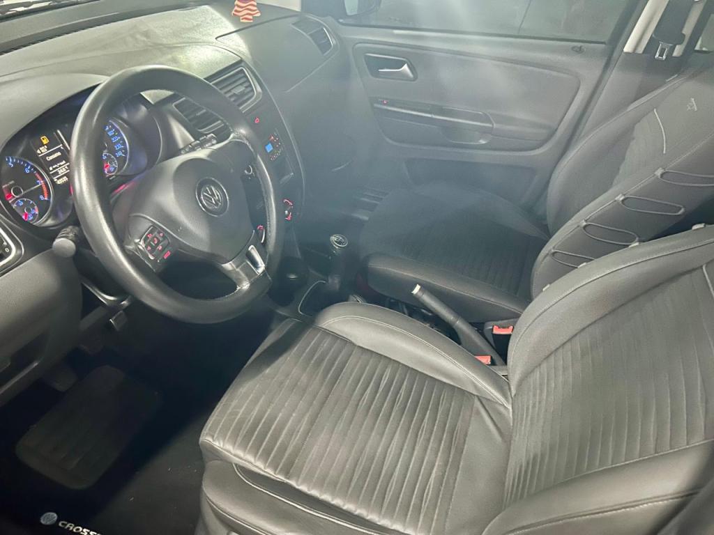 VOLKSWAGEN Crossfox - Foto