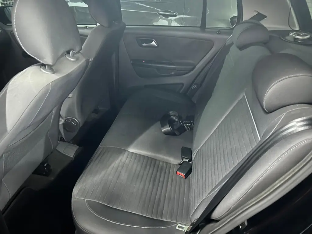 VOLKSWAGEN Crossfox - Foto