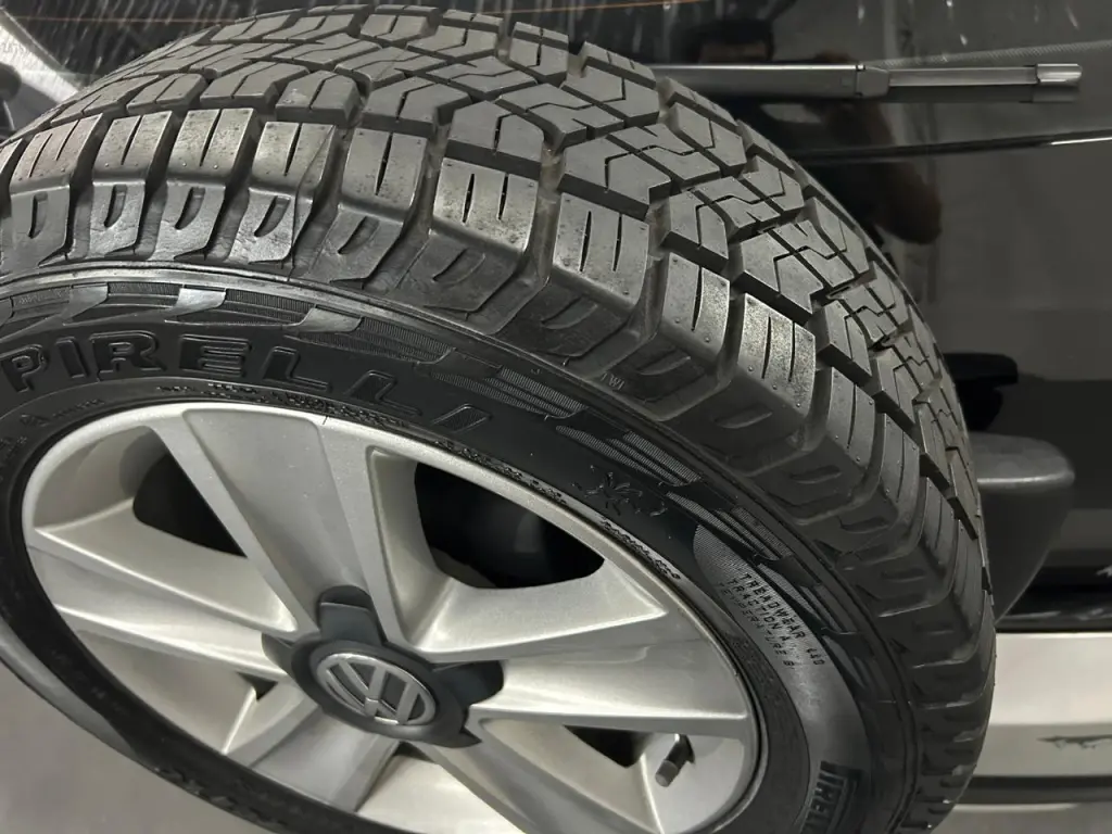 VOLKSWAGEN Crossfox - Foto