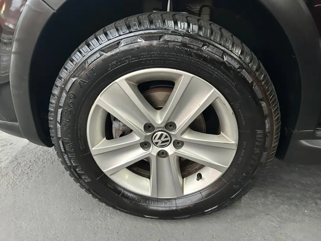 VOLKSWAGEN Crossfox - Foto