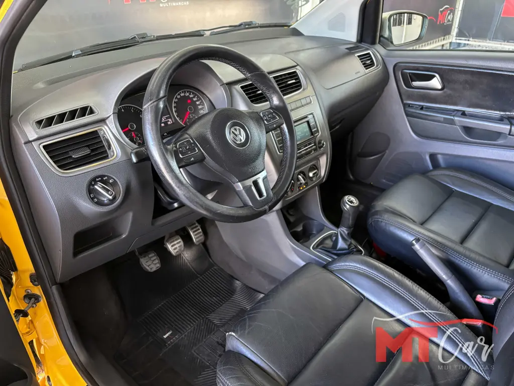 VOLKSWAGEN Crossfox - Foto