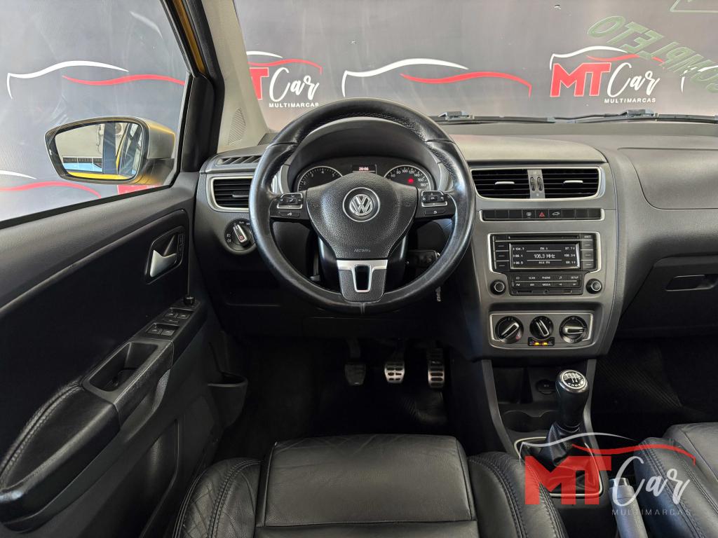 VOLKSWAGEN Crossfox - Foto
