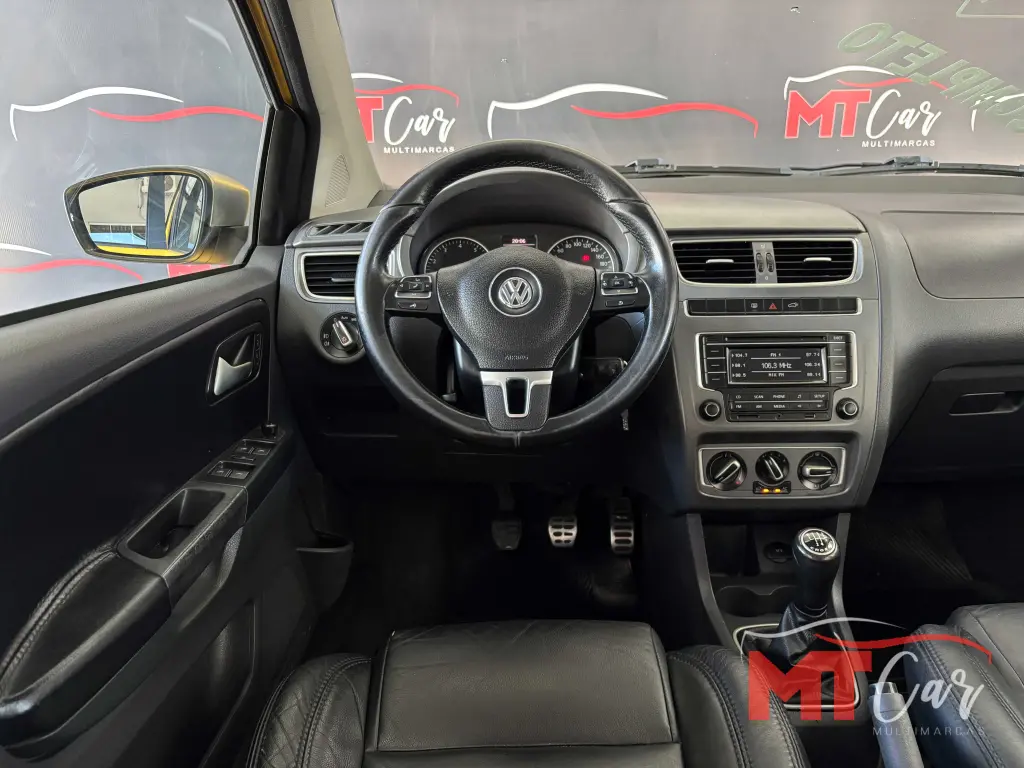 VOLKSWAGEN Crossfox - Foto