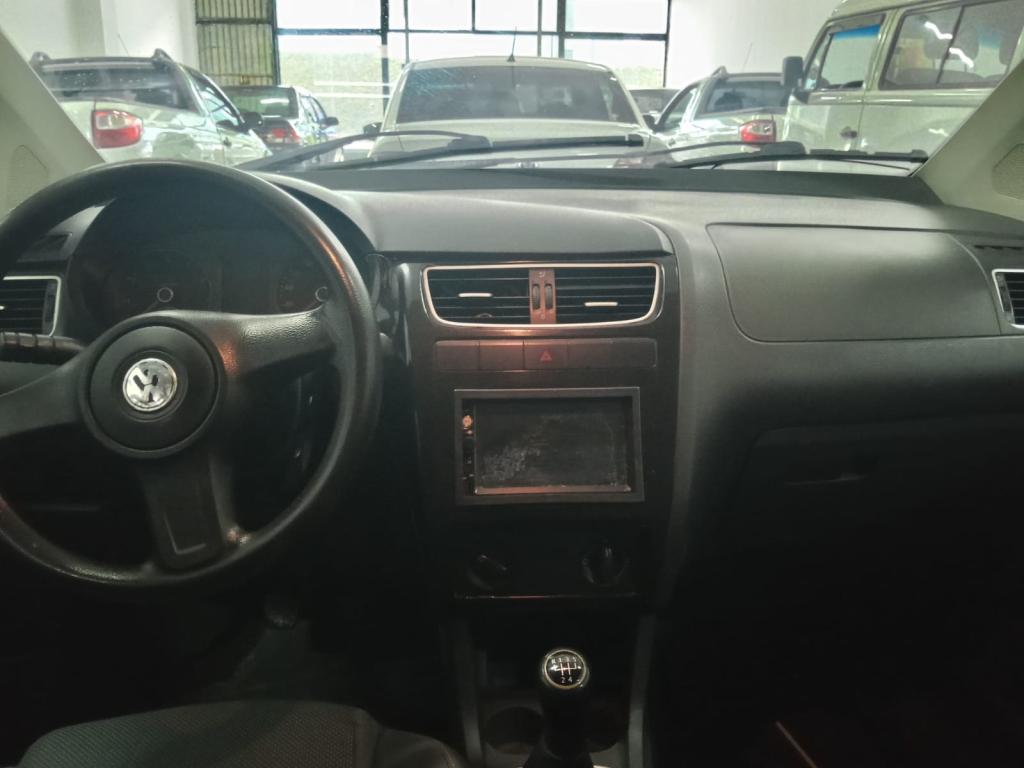 VOLKSWAGEN Fox - Foto