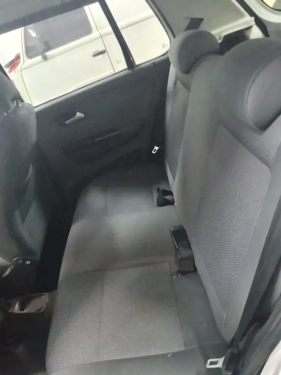 VOLKSWAGEN Fox - Foto