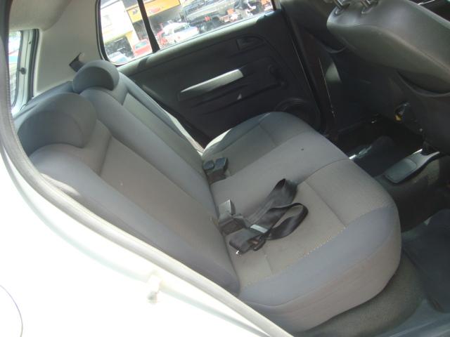 VOLKSWAGEN Fox - Foto